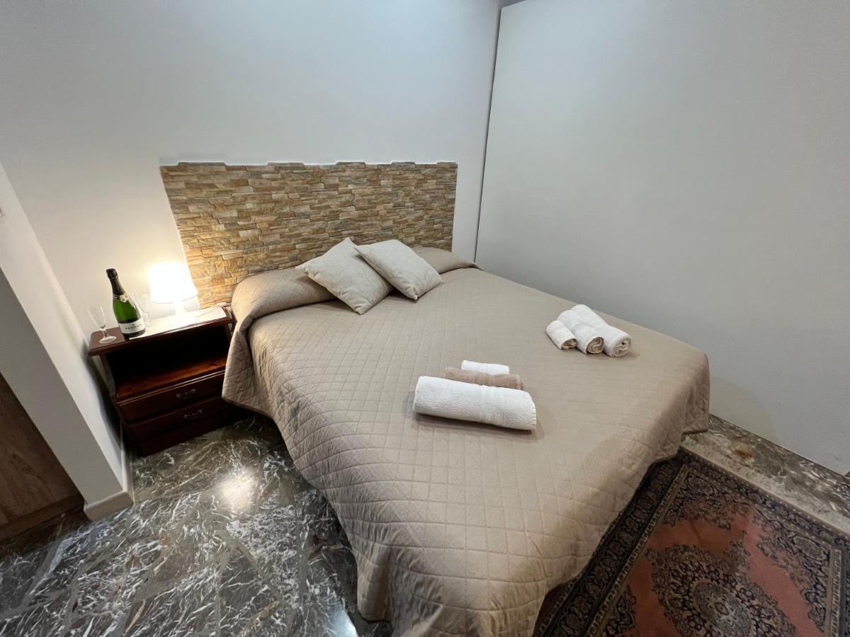 Apartmán ***** La Casa Di Gio Caltanissetta Exteriér fotografie